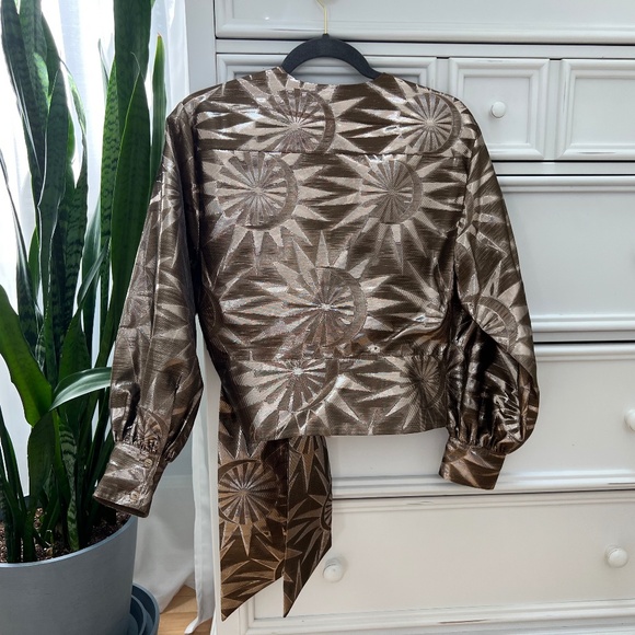 Scotch and Soda Wrap Top Gold Balloon Sleeve - Picture 6 of 11